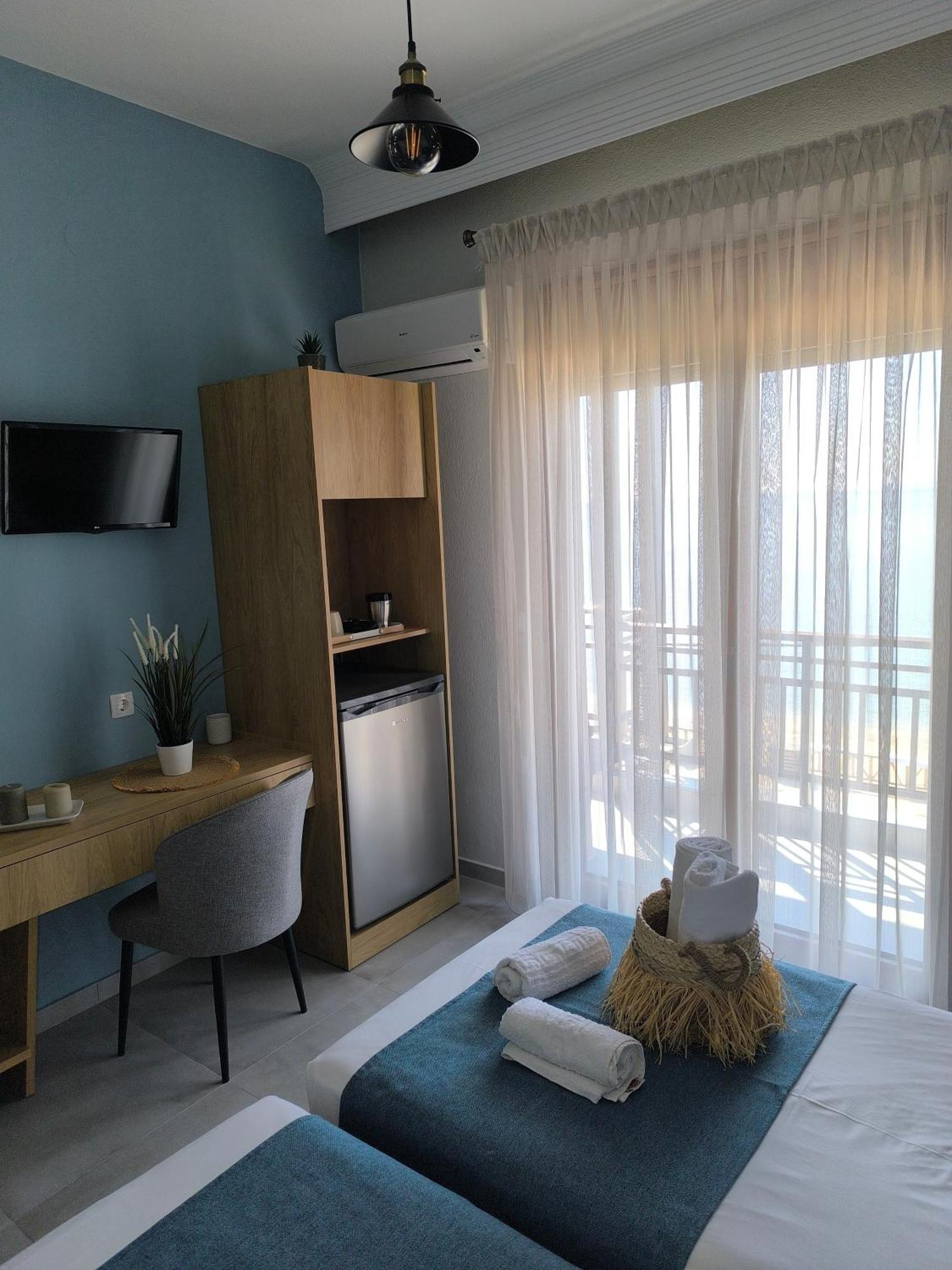 Maria Rooms To Let Ouranoupoli Exterior foto