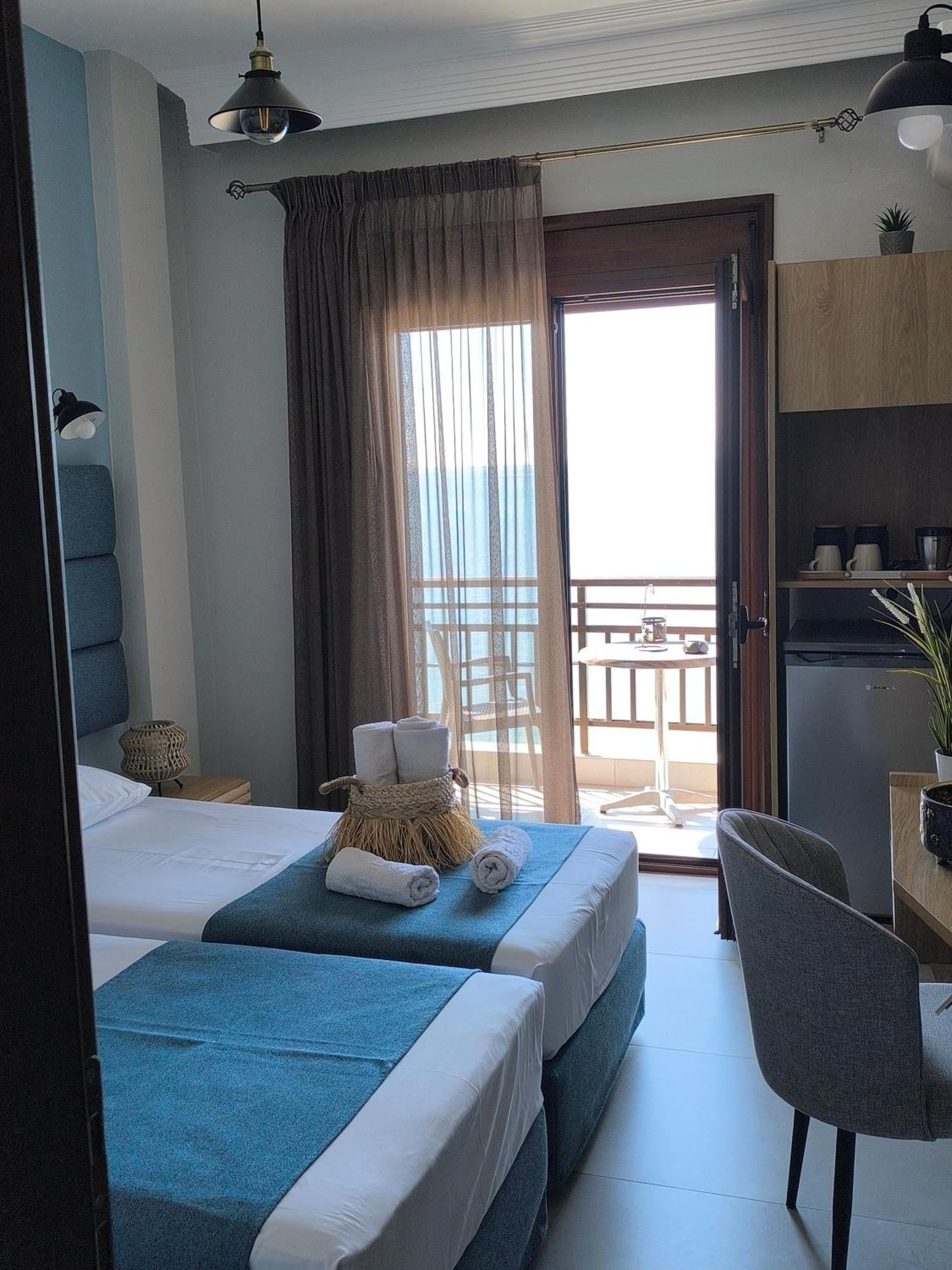 Maria Rooms To Let Ouranoupoli Exterior foto